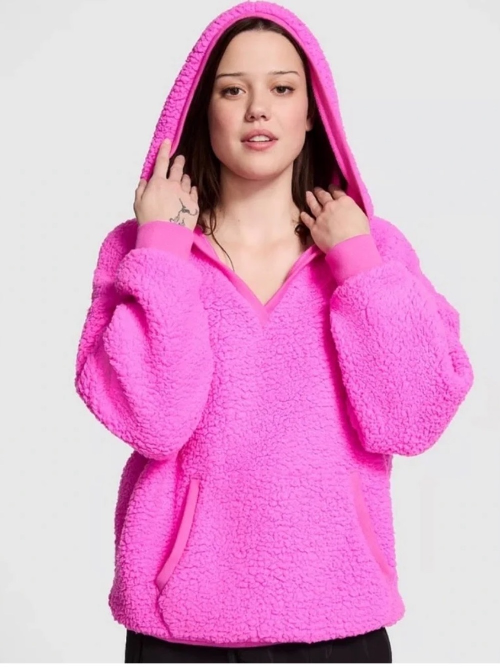 NWT‎ PINK Victoria’s Secret COZY FLEECE PULLOVER HOODIE V-Neck Activewear Size S
